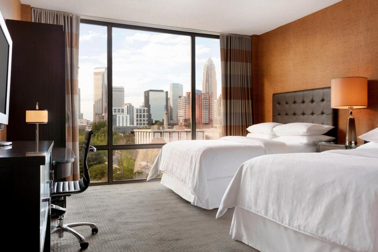 Sheraton Charlotte Hotel Extérieur photo