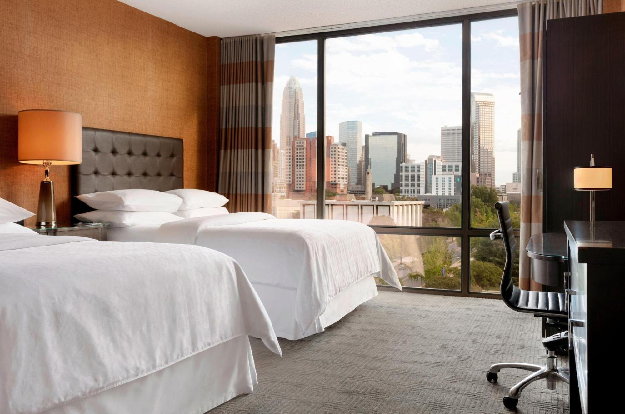 Sheraton Charlotte Hotel Extérieur photo